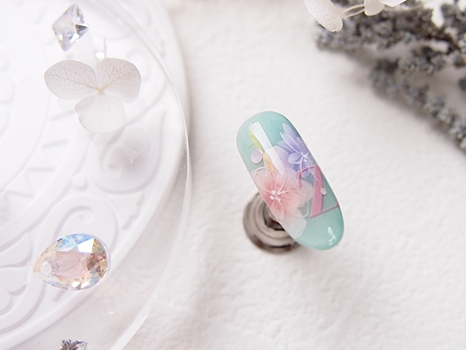 簡単！なのに可愛い！エアブラシフラワーネイルのやり方