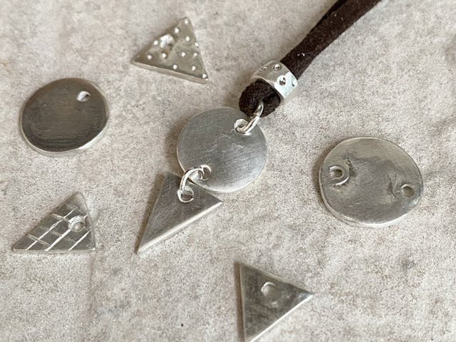 ［シンプル］プレートのシルバーアクセサリーの作り方(基礎編)