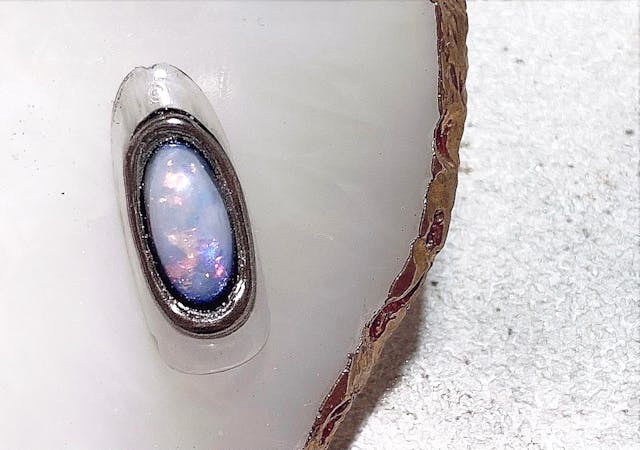 パウダーが飛び散らない！ミラーアートで作るオパールジュエリーのやり方