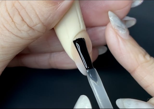 ③逆グラデーション、トップジェル