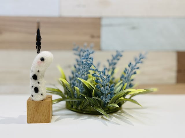 羊毛フェルトチンアナゴのメモスタンドの作り方