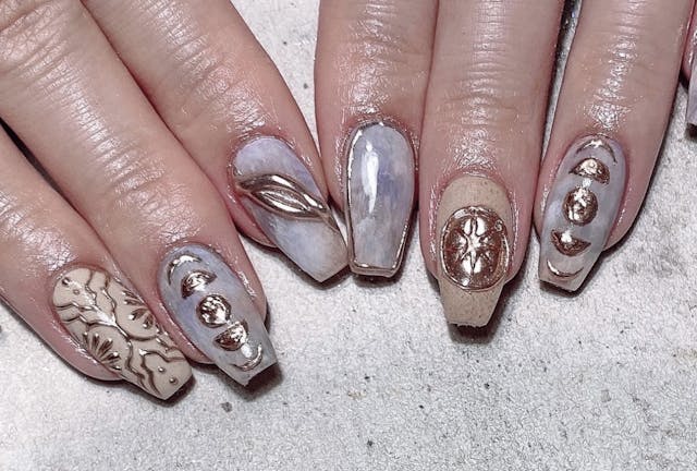 ミラーパウダーで描く！タイル柄アートのやり方