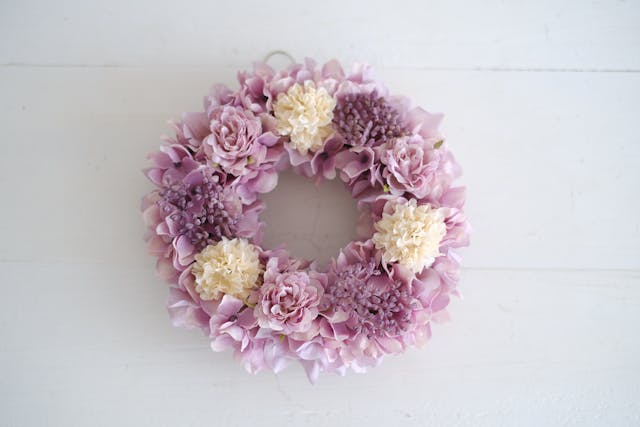 パープルピンクのあじさいのリースの作り方