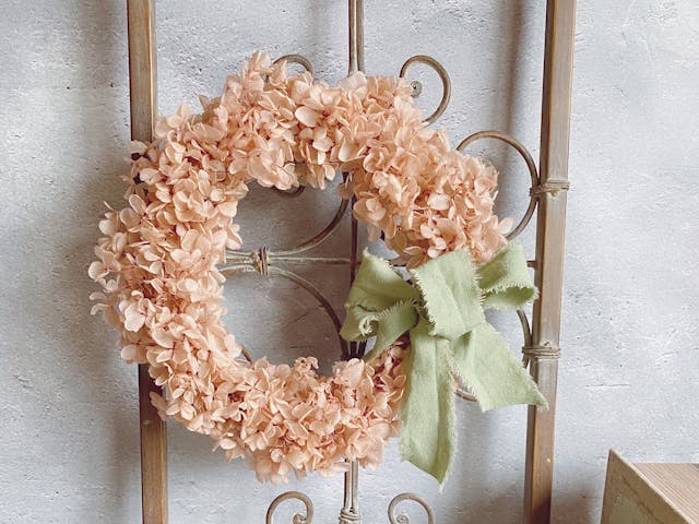 プリザーブドフラワーアジサイのリースの作り方