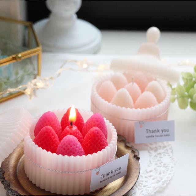 いちごのキャニスターキャンドルの作り方