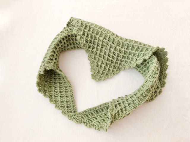 縁編みいらず♪ワッフル編みの三角ショールの編み方