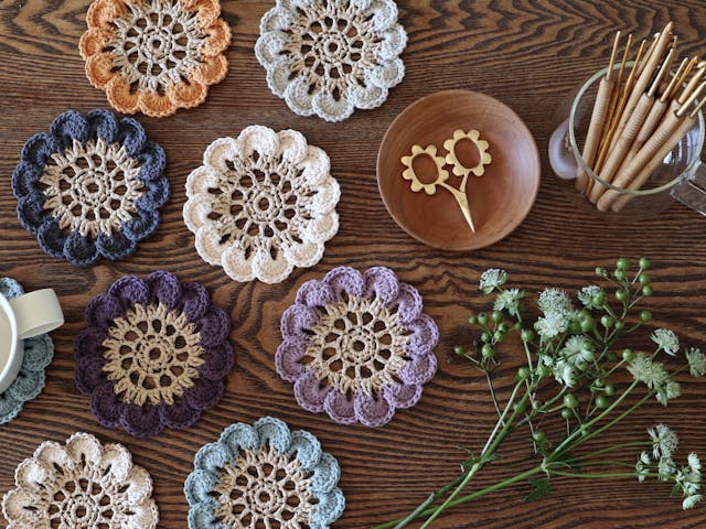 かぎ針編み 花びらコースターの作り方