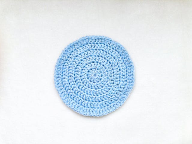 長編みで♪つなぎ目が目立たない綺麗な円の編み方