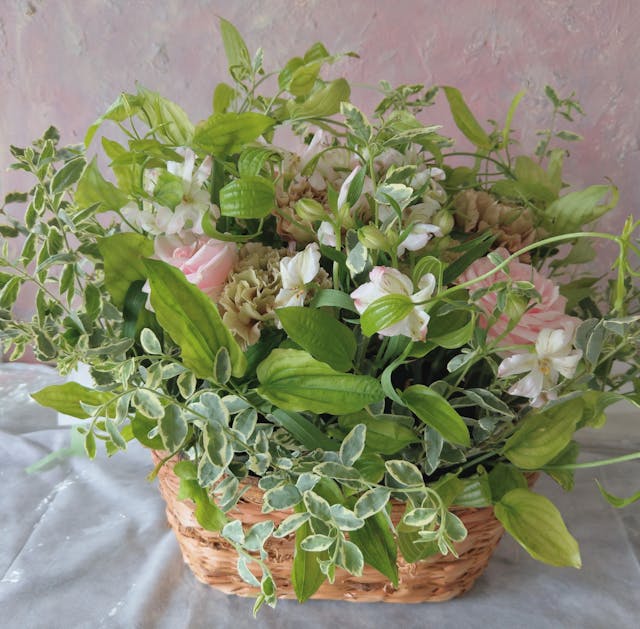 シャンペトルスタイル　バスケットアレンジメントの作り方