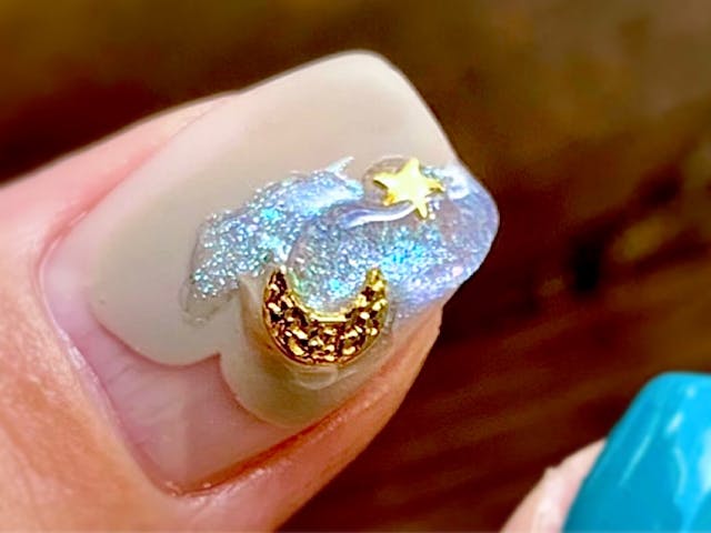 ラメの輝き・奥行きを2段階で楽しめる一味違ったぷっくりアート✨