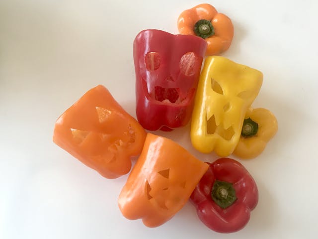 ハロウィンを楽しむ　ベジタブルカービング