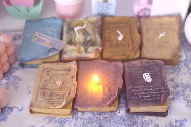 アンティーク風洋書キャンドル
