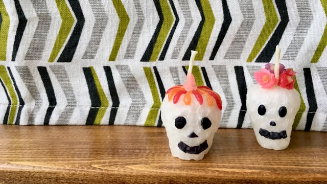 くるくる巻いて作るドクロキャンドル