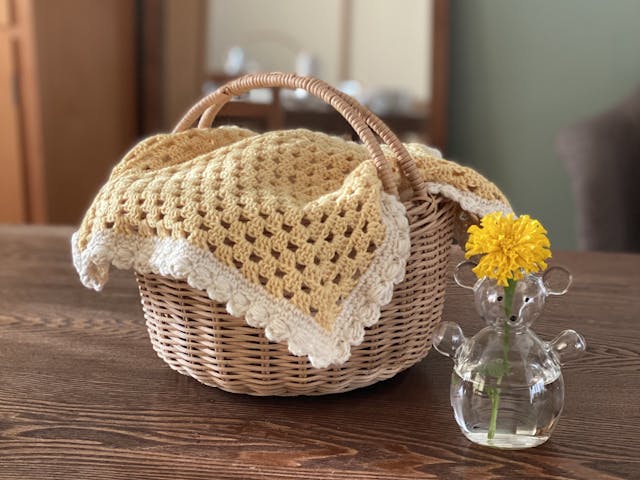 かぎ針編み グラニースクエア編みで作る簡単かごカバー