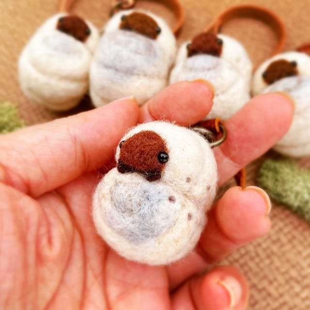 初めてでも大丈夫、コロコロ幼虫作り