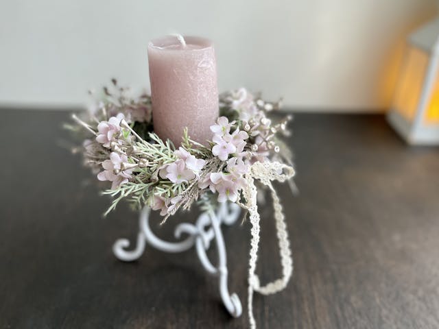 「キャンドルスタンドアレンジ」で素敵な空間を