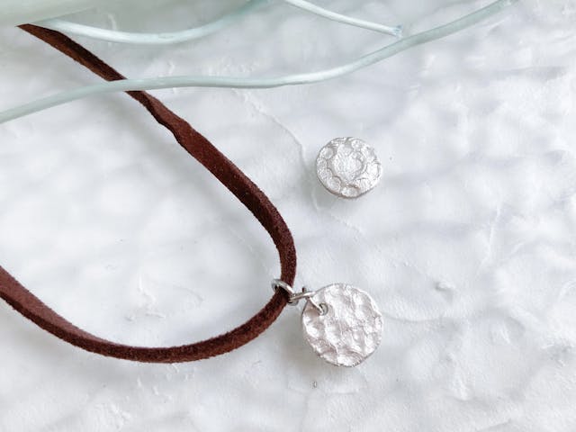 【基礎完全版】丸プレートチャームの作り方/基本道具の使い方