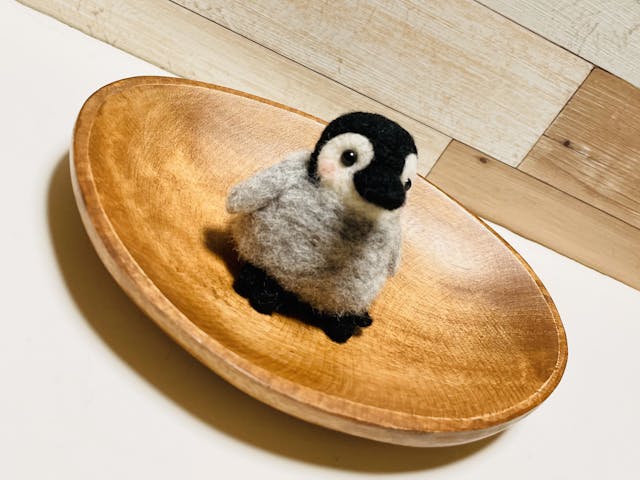 羊毛フェルトペンギンの赤ちゃん