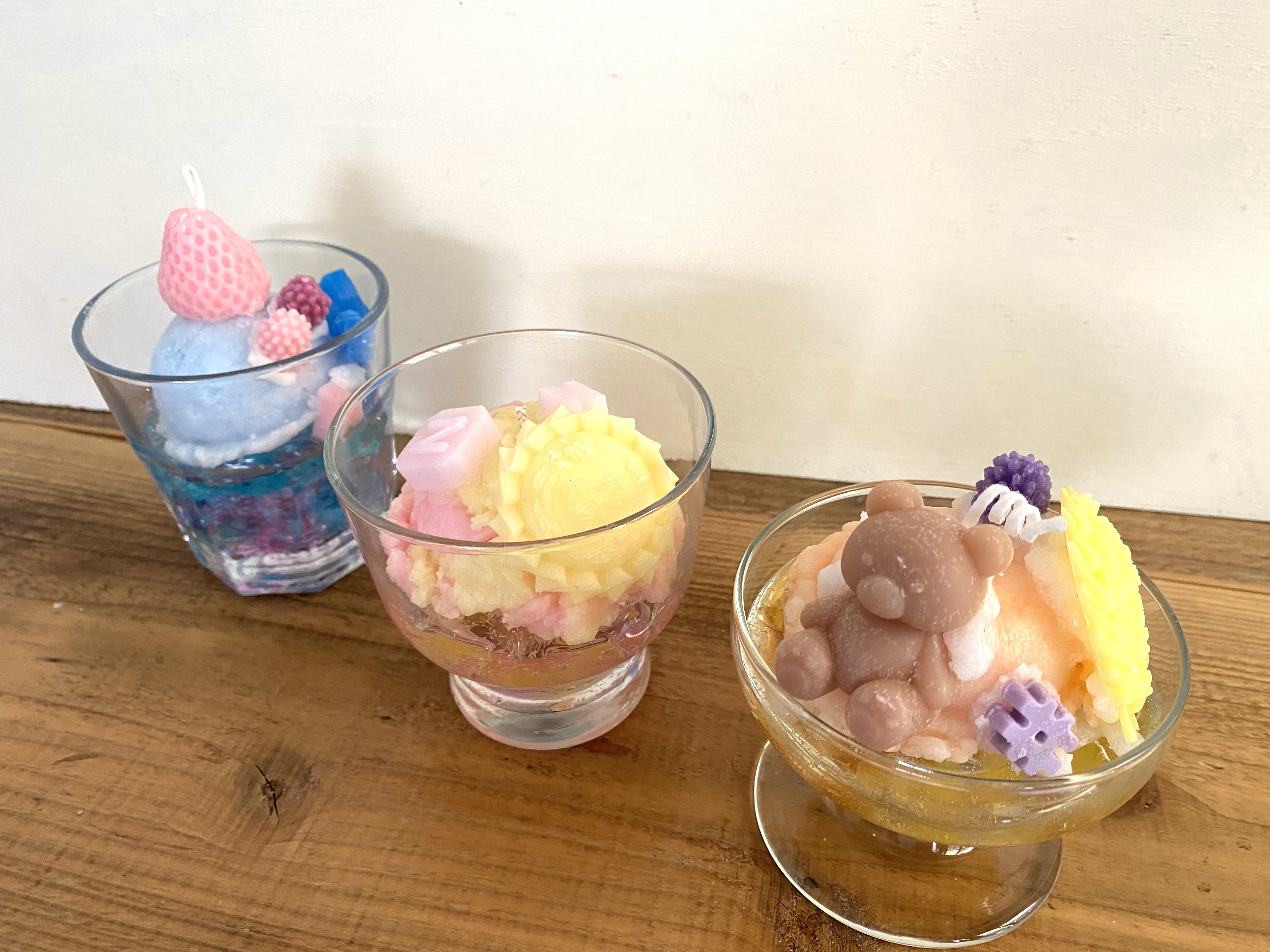 キッズワークショップでアイスクリームキャンドルを作ろう