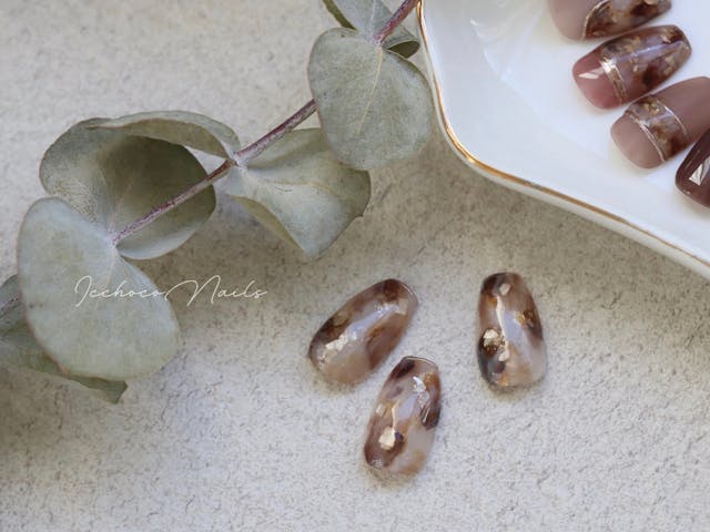 ホワイトべっ甲ネイルの作り方(基本のみ)