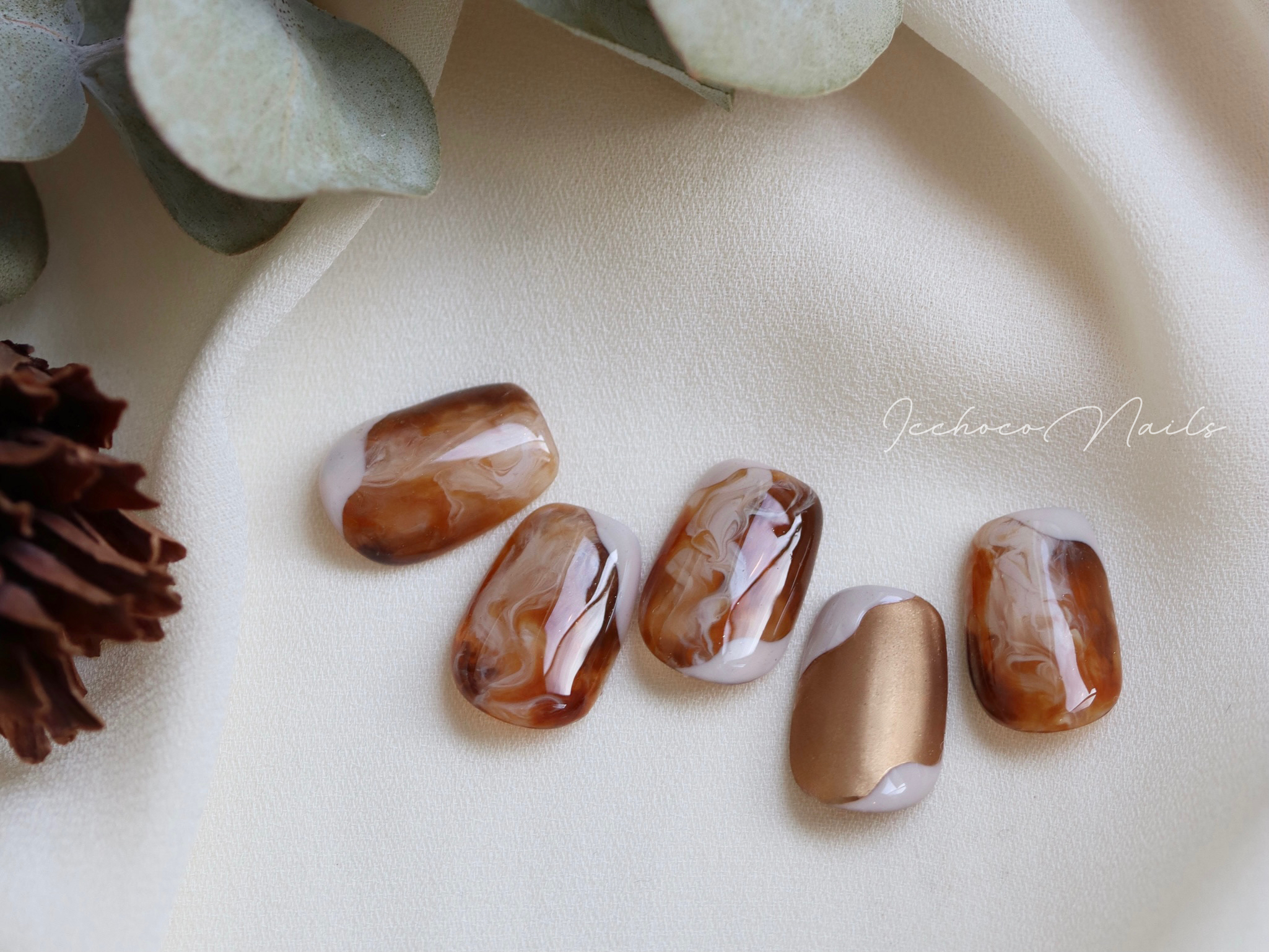 もくもくカフェラテネイルの作り方