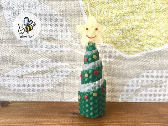 クリスマスツリーキャンドルの作り方【工作感覚でできる！ミツロウシートのくるくるキャンドルづくり】