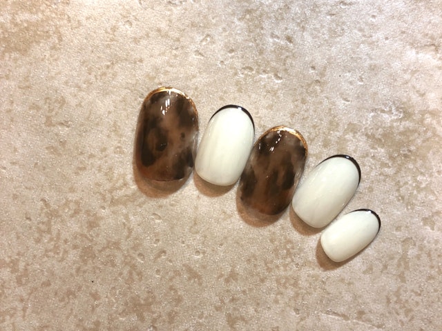 平筆のみでニュアンスレオパードの紹介画像1