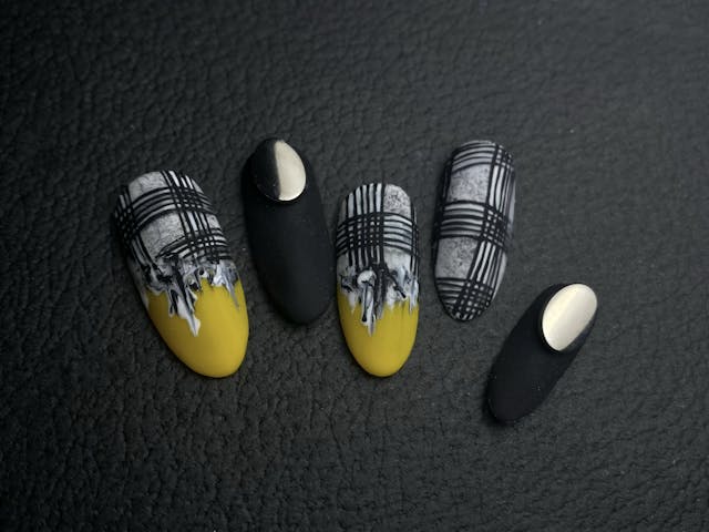 【とろけるチェック柄アートのやり方】