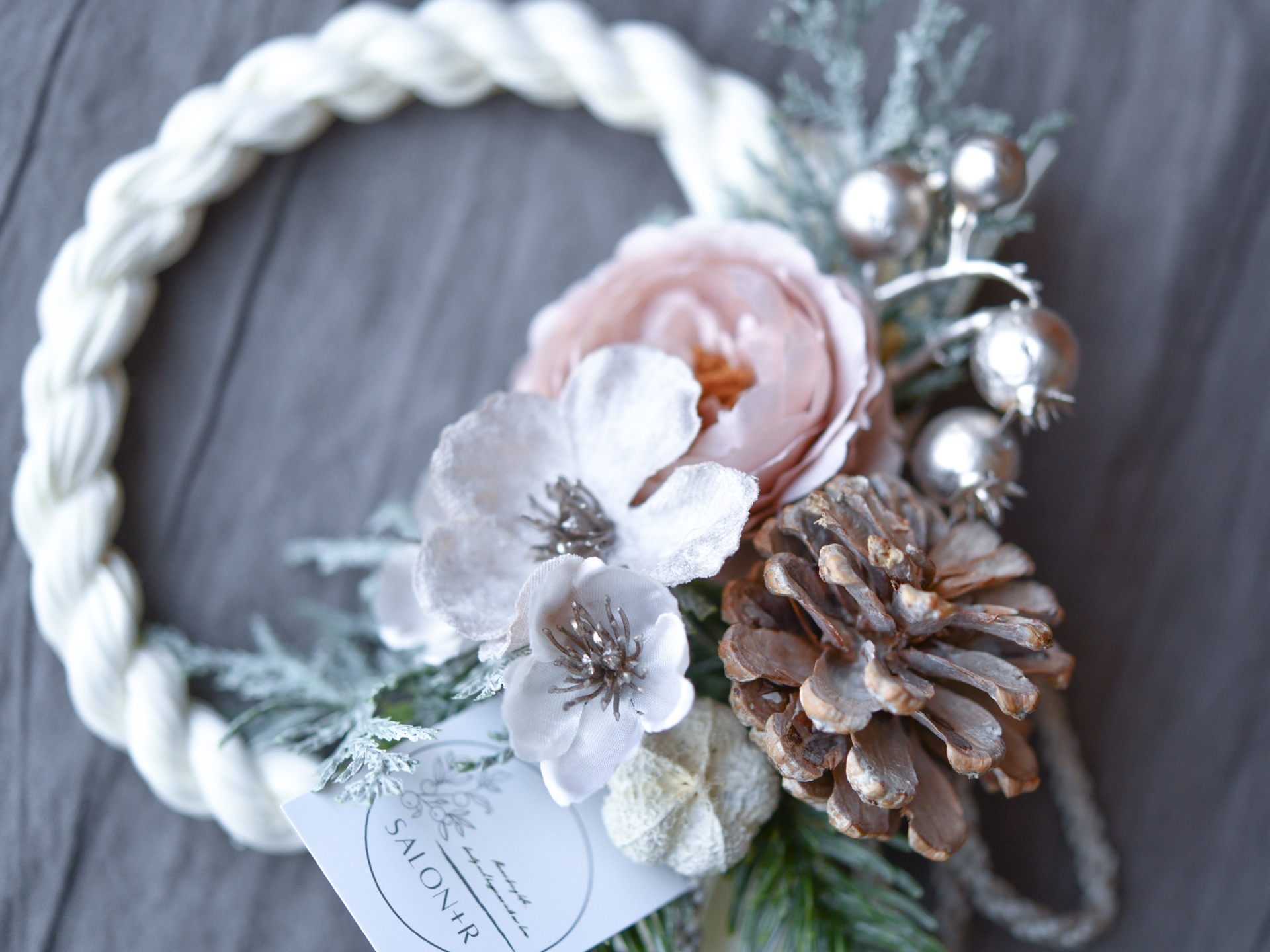 簡単可愛いしめ縄リース