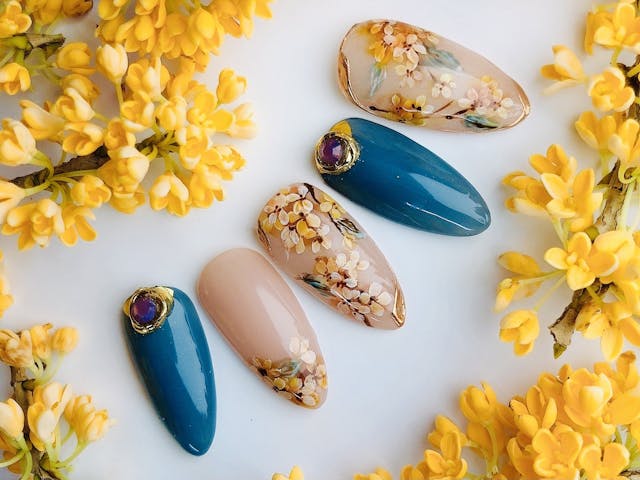 奥行きボタニカルネイルのやり方【キンモクセイ編】