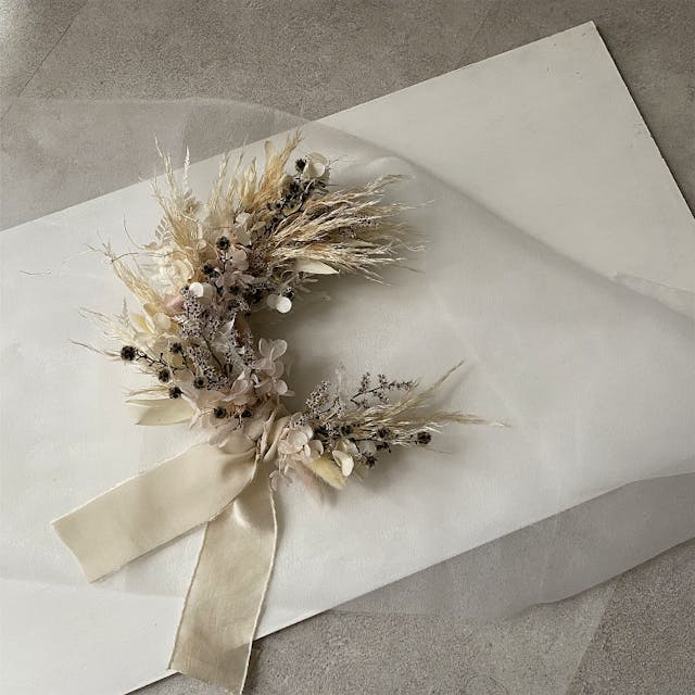 ワイヤーなしで作れる三日月リース♪