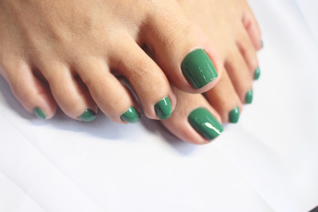 リアルサロンワークでのfootポリッシュ塗り方の紹介画像1