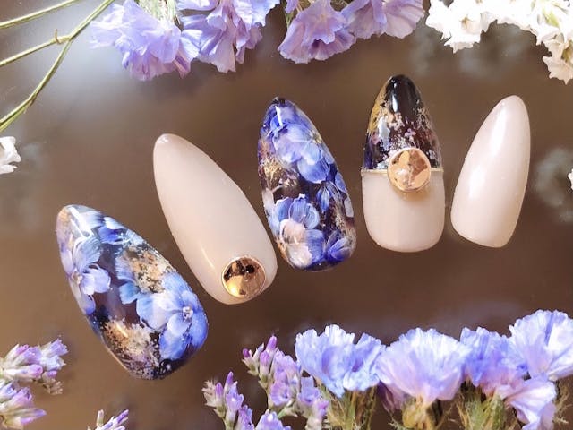 奥行きボタニカルネイルのやり方【花手水編】