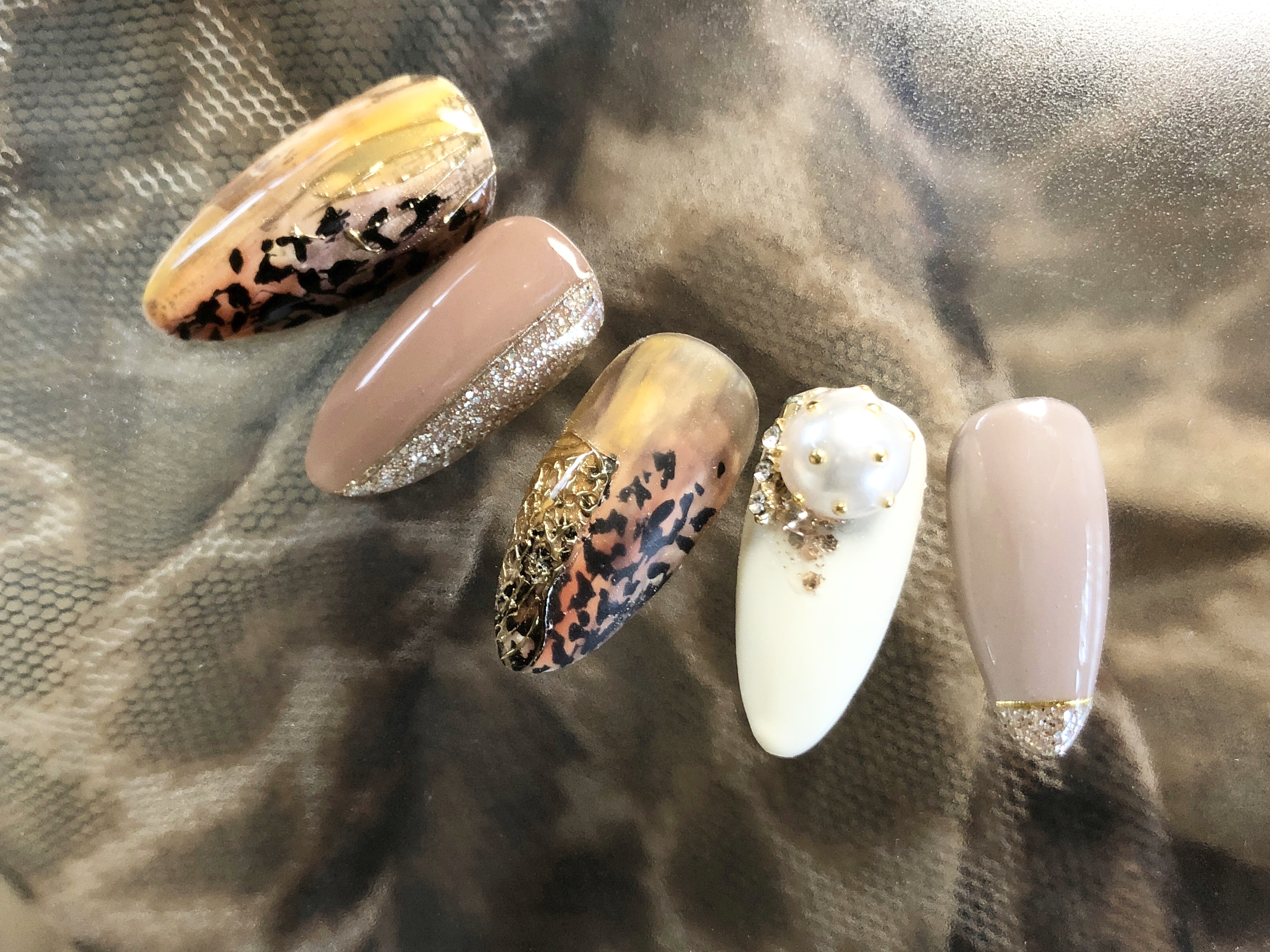 奥行きアニマルネイルのやり方【レオパード編】