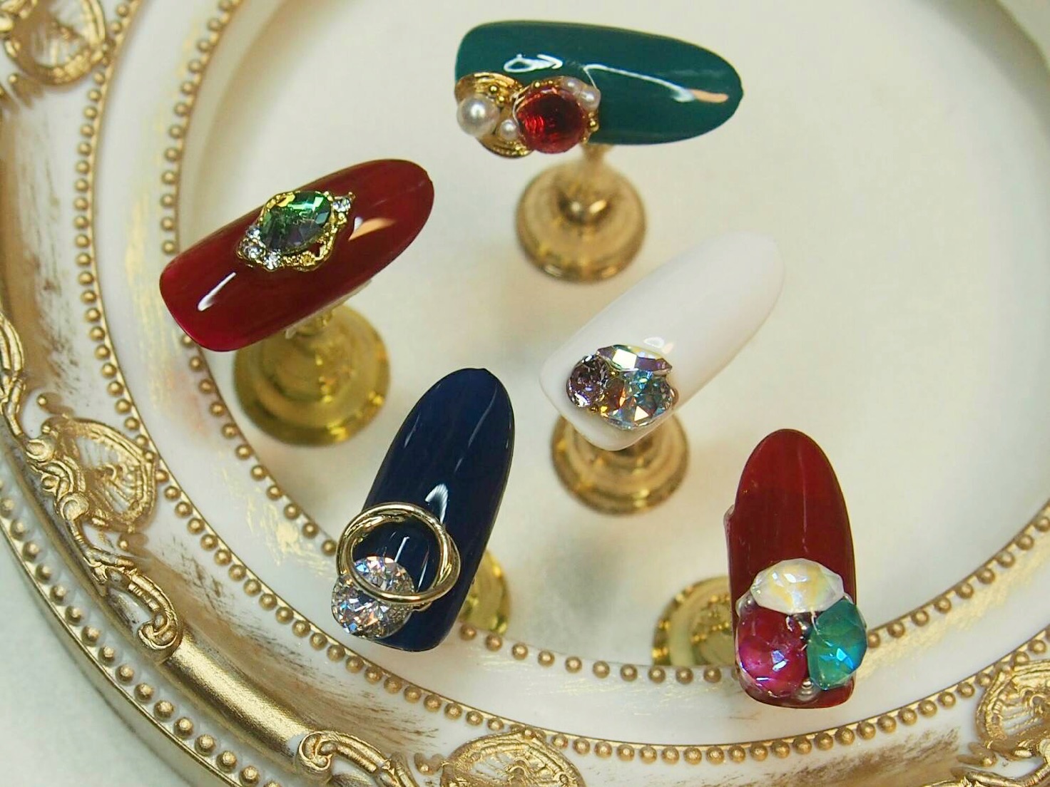 １ヶ月取れない!!ビジューの作り方＆パーツの取り付け方