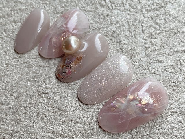 ピンク系天然石ネイル