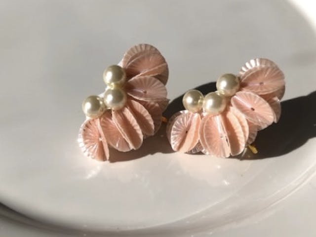 パールとスパンコールのイヤリング製作動画