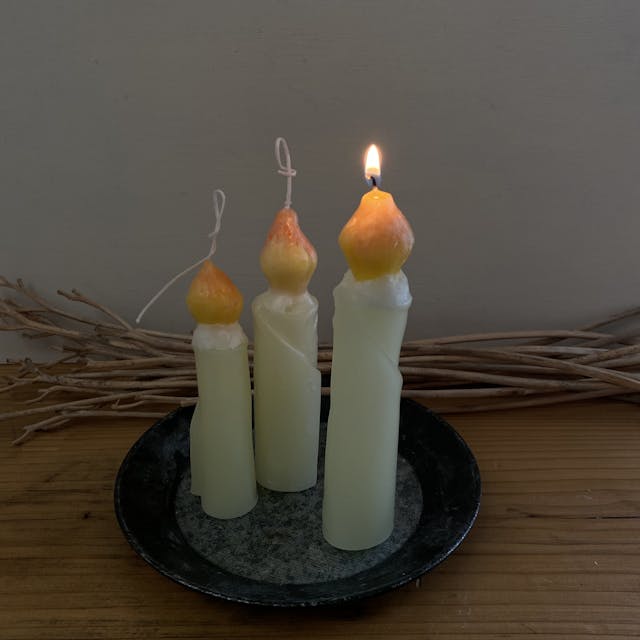 キャンドルのかたちのキャンドルの作り方