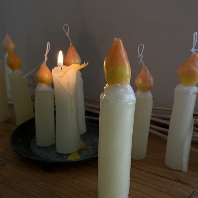 灯したキャンドルの作りかた