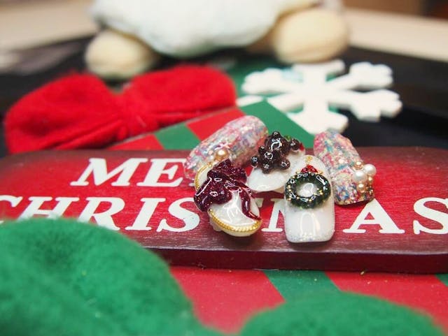 〘シリコンモールド 〙を使って簡単♪クリスマスアート🎄