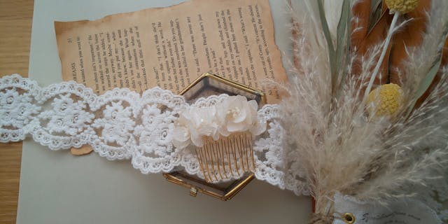 白アジサイでつくるナチュラルヘアコーム♪