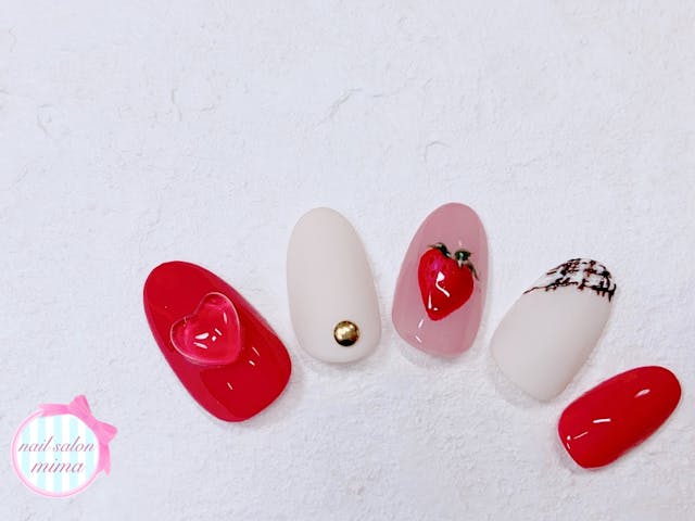 ジェルで描く♡リアルないちご