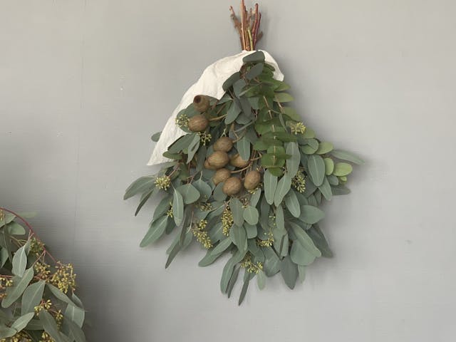 簡単おしゃれ！ユーカリスワッグの作り方