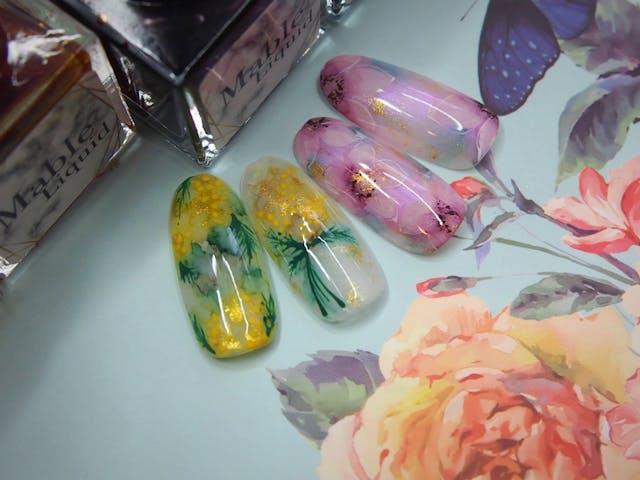 ニュアンスアートで作るミモザネイル