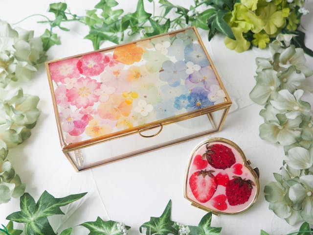プリントフラワーを使ったミラー＆ジュエリーBOXの作り方