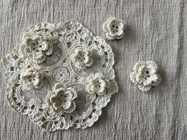 花びら2枚重ねの花モチーフの編み方　＊PDF編み図付き＊