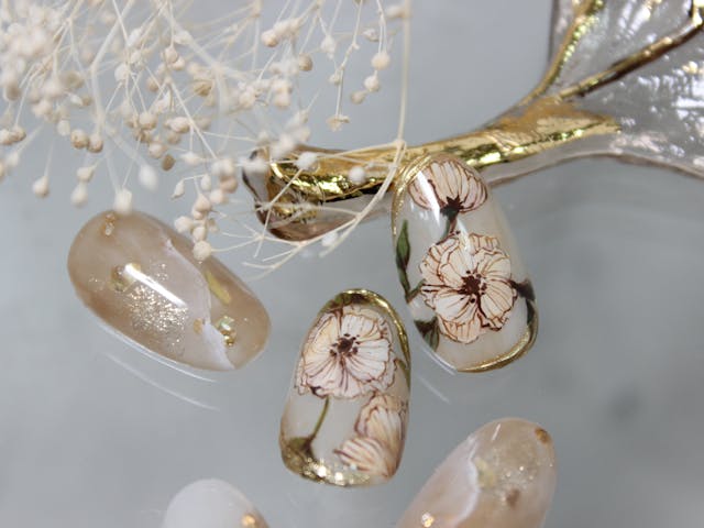 アクリル絵の具で描く絵画風アンティークフラワーの作り方