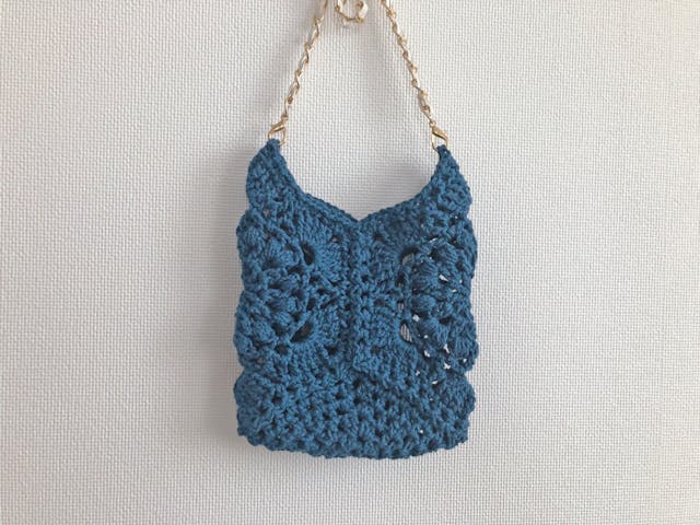 【PDF編み図付き】六角形モチーフ繋ぎのサコッシュの作り方