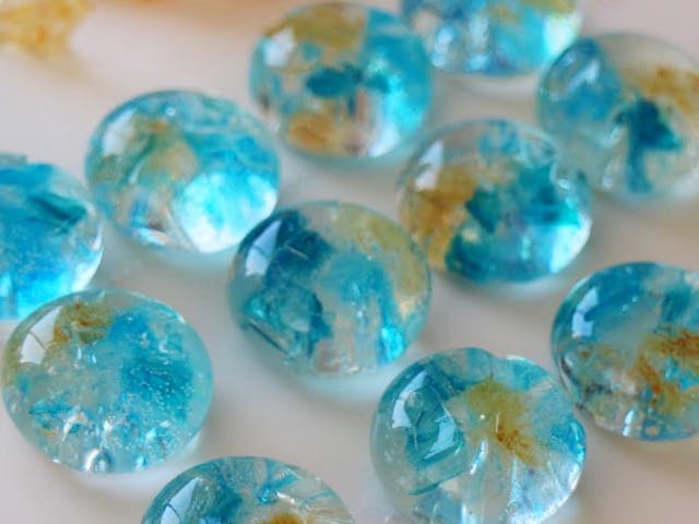 ビー玉のような“バブルジェルキャンドル”