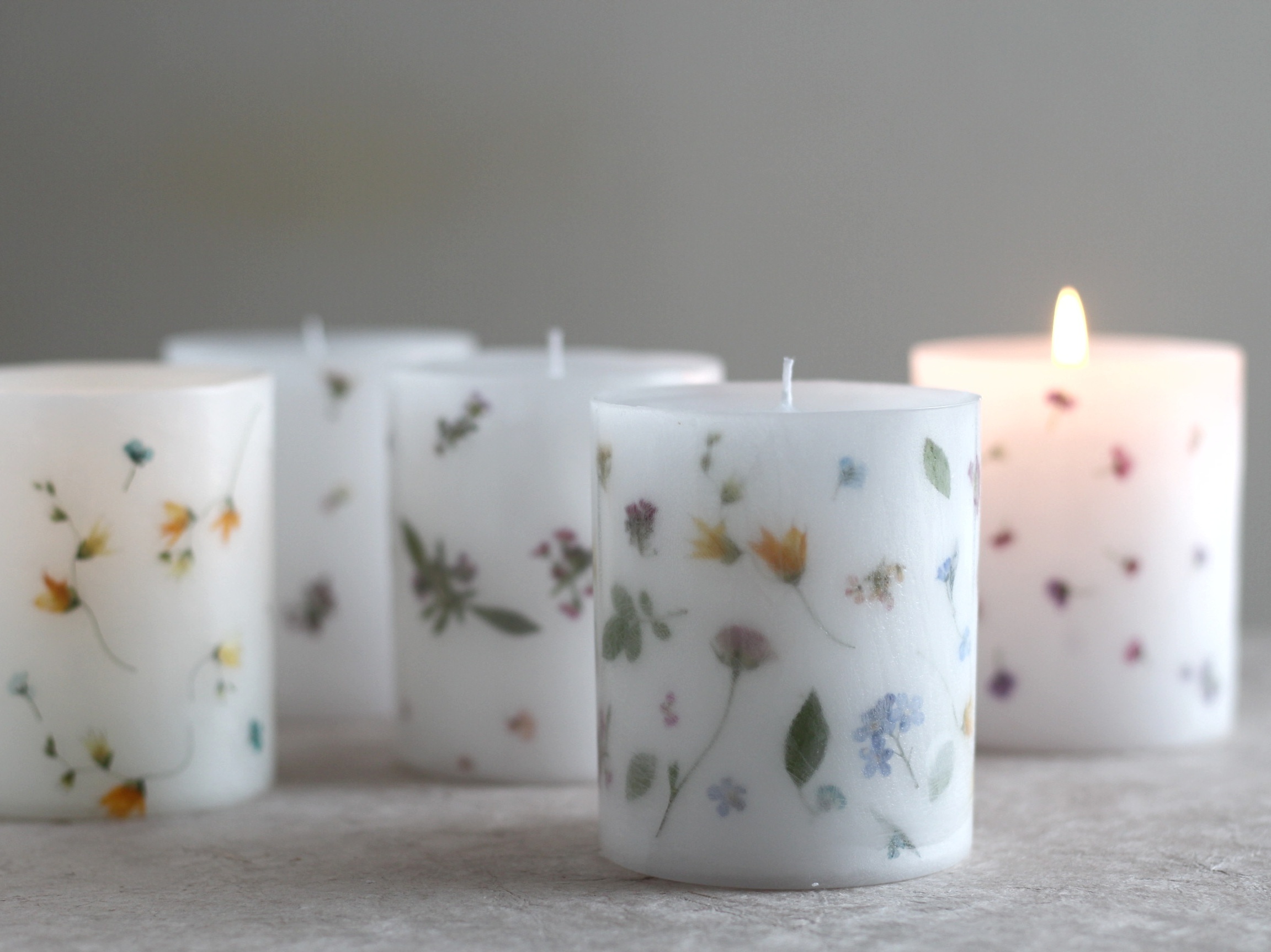 押し花デザインキャンドルの作り方の紹介画像1